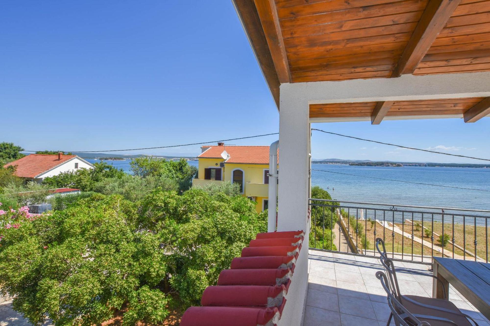Apartment Blazenka - 20M From The Sea Tkon Bagian luar foto